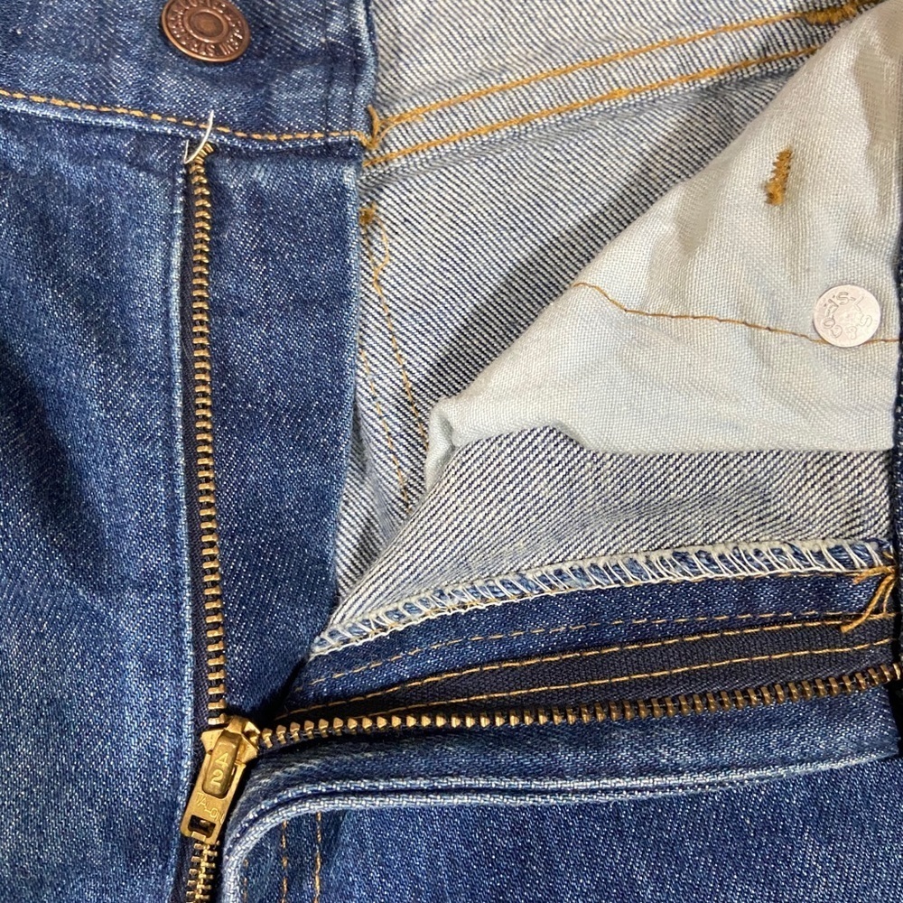 Vtg Levis Big E Blue Label Jeans Straight Leg View 3